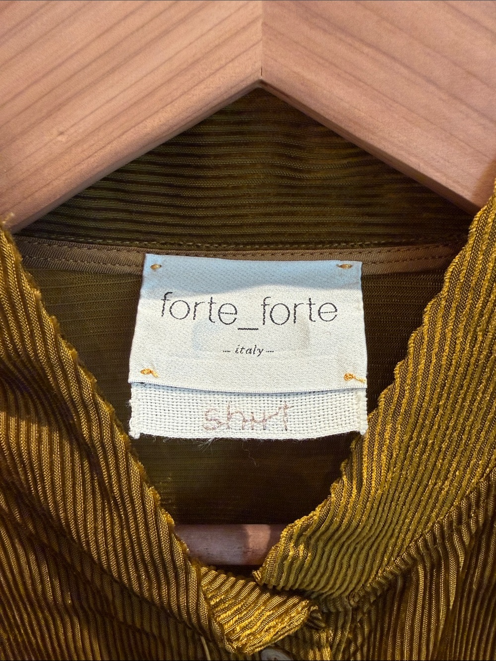 forte_forte Olive-Green Pleated Button Shirt - Picture 2 of 5